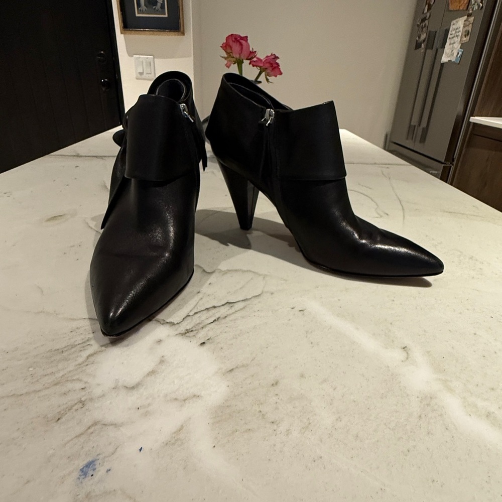 Joe's Jeans Black Ankle Booties with Zipper